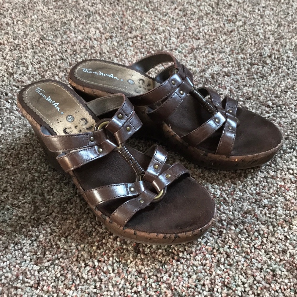Cork Heel Thom McAn leather wedge sandals